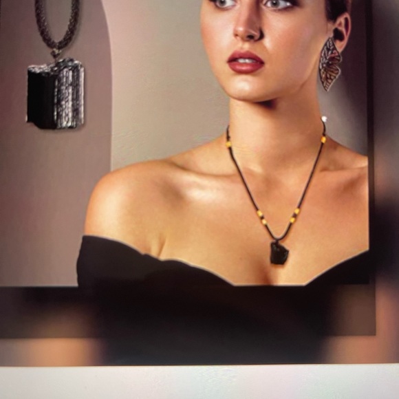 Tourmaline Natural Gemstone Necklace - Picture 2 of 3